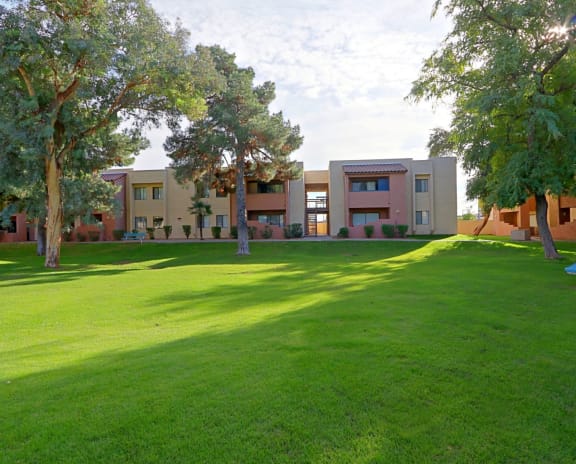 Peoria Grand Apartments